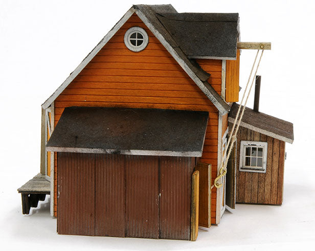 Crick Hollow Hardware & Miners Supply - F 1:20.3 scale kit #8127